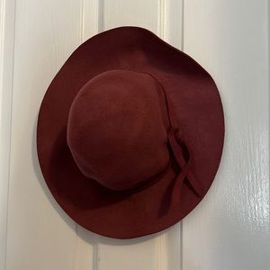 Pink/mauve floppy hat